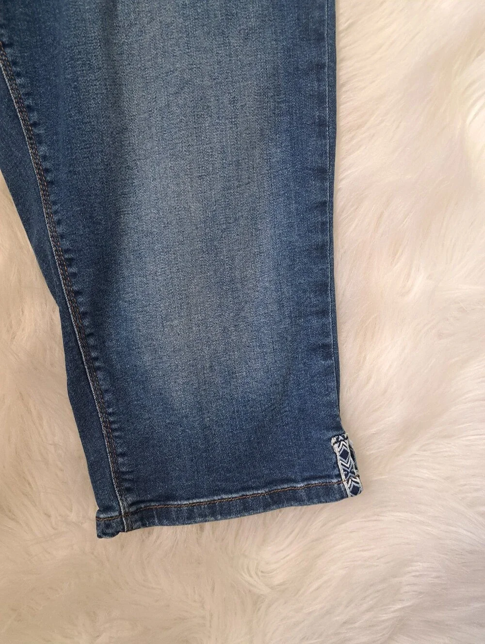 Blue Motion Denim Bermudas